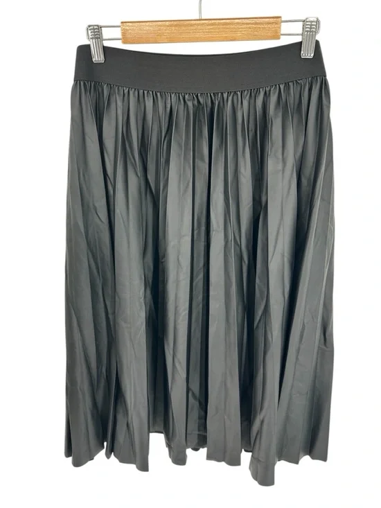 NWT Torrid Midi PU Pleated Skirt in Deep Black Size 3 3X NEW - Picture 4 of 9